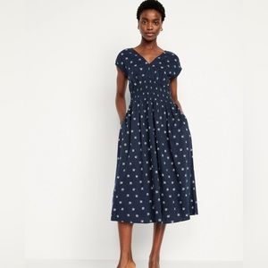 Waist-Defined Midi Dress, Old Navy, Navy blue, Size small.